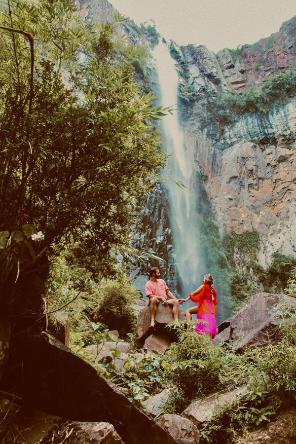 Chales Estancia Cachoeira Do Avencal أوروبيسي المظهر الخارجي الصورة